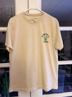 Denim & Flower Cream Short Sleeve Tee with Green Plant Graphic